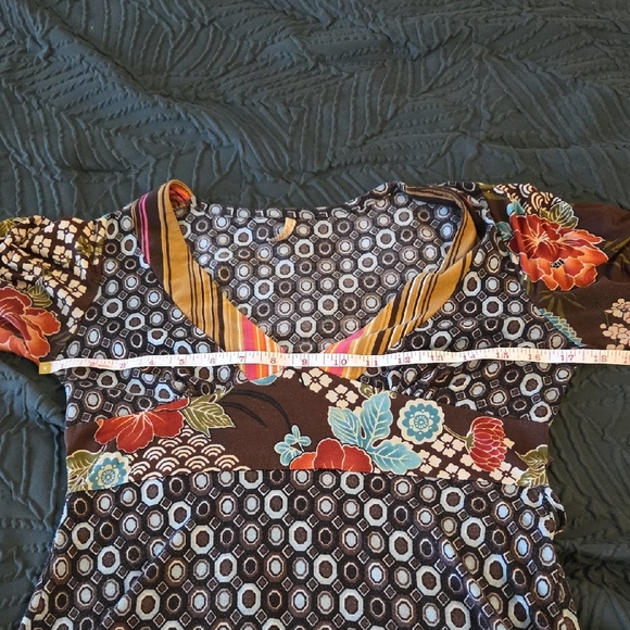 Rose Dimple Bohemian Floral V-Neck Blouse - Picture 10 of 13